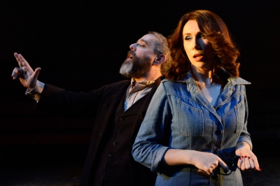 Andy Nyman as Charles Guiteau, Catherine Tate as Sarah Jane Moore. Photo Nobby Clark